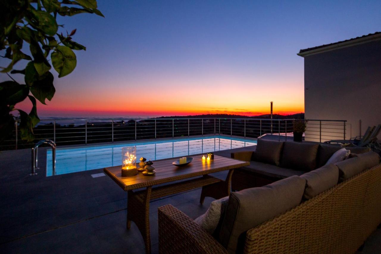 The View Villa Maries  Exterior foto
